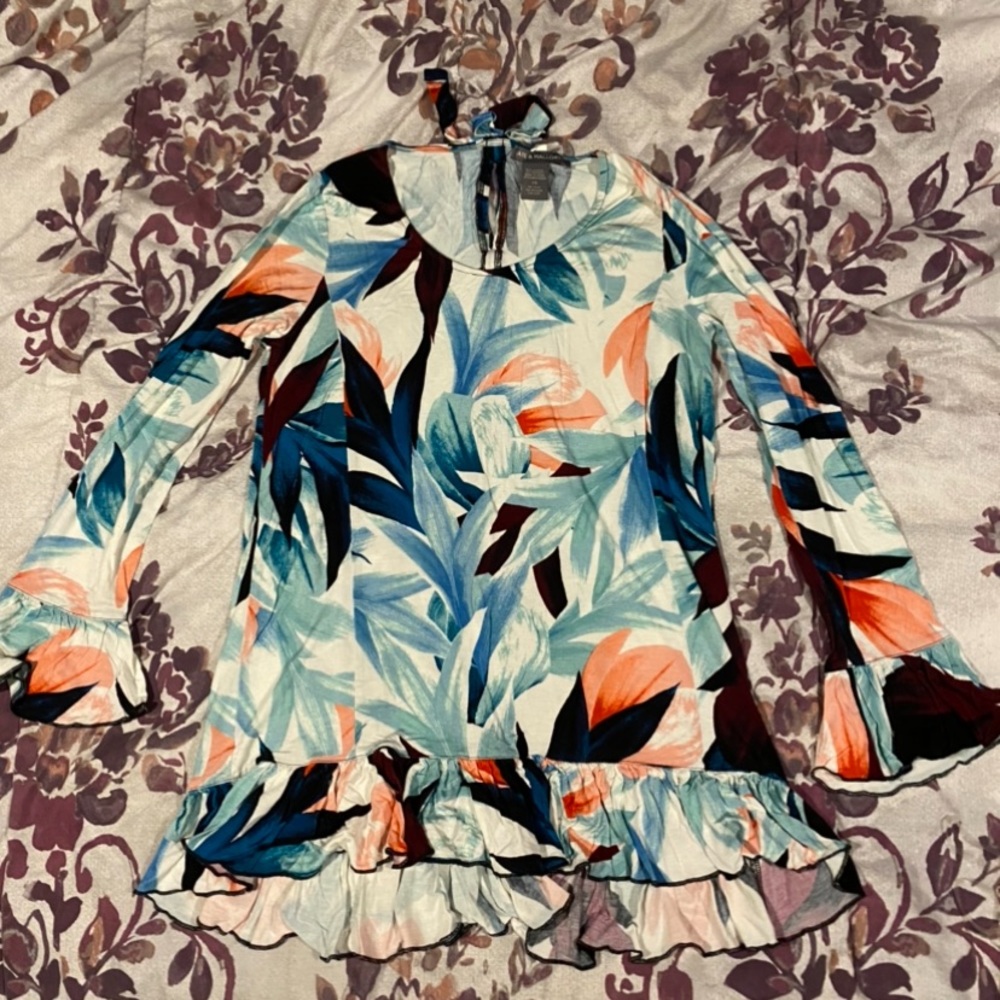 Flowy dressy top